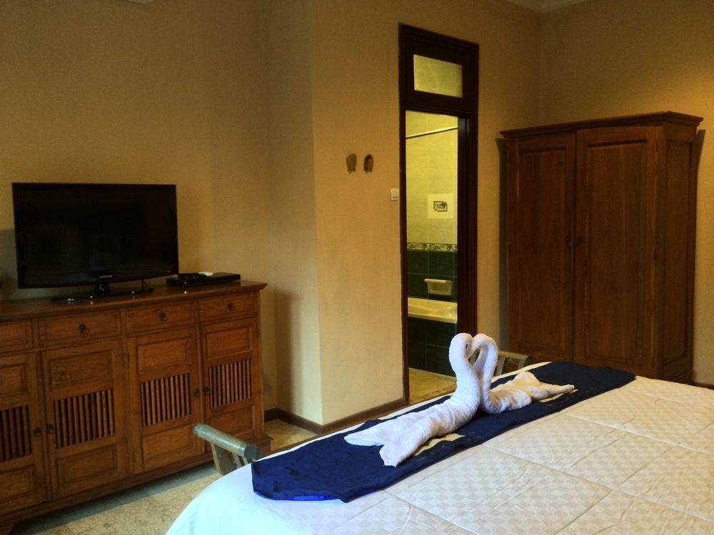Kuta Holiday Villas Екстер'єр фото