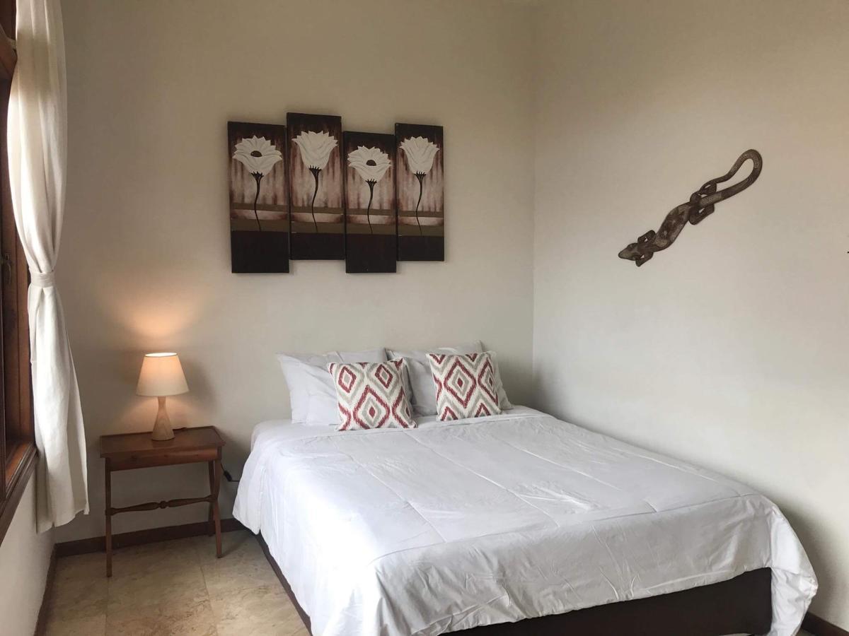 Kuta Holiday Villas Екстер'єр фото