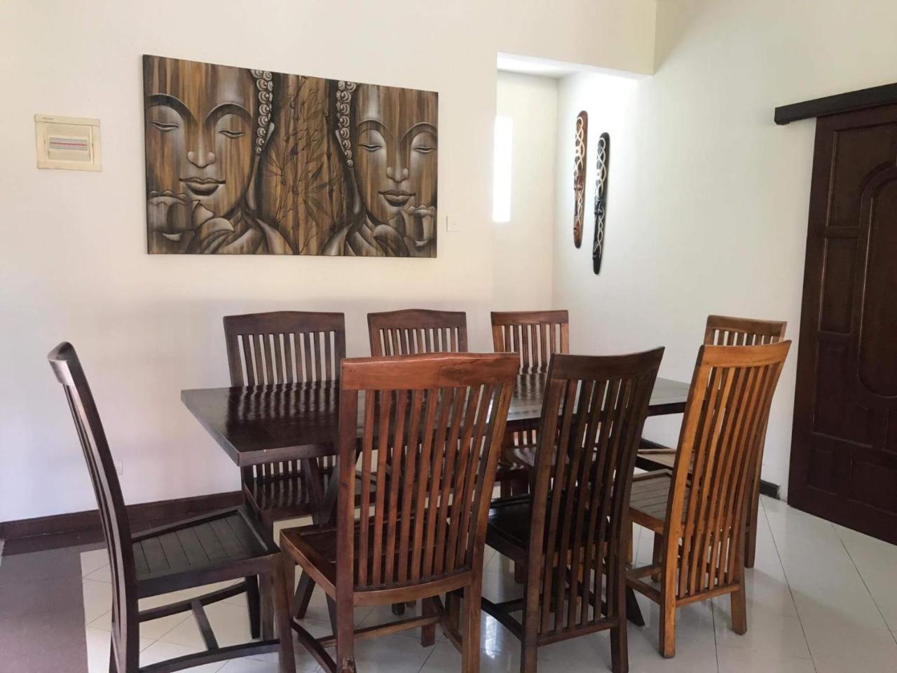Kuta Holiday Villas Екстер'єр фото
