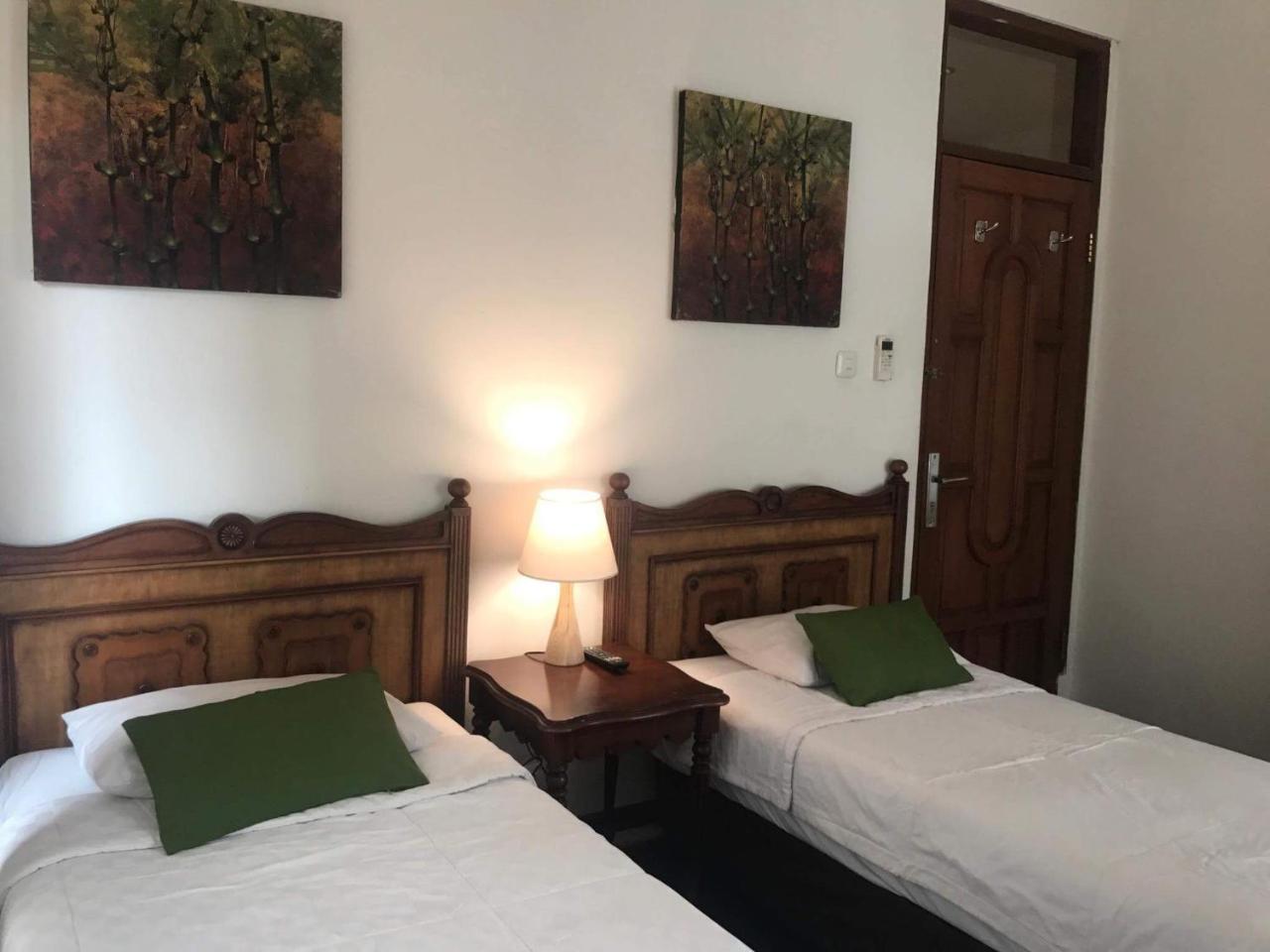 Kuta Holiday Villas Екстер'єр фото