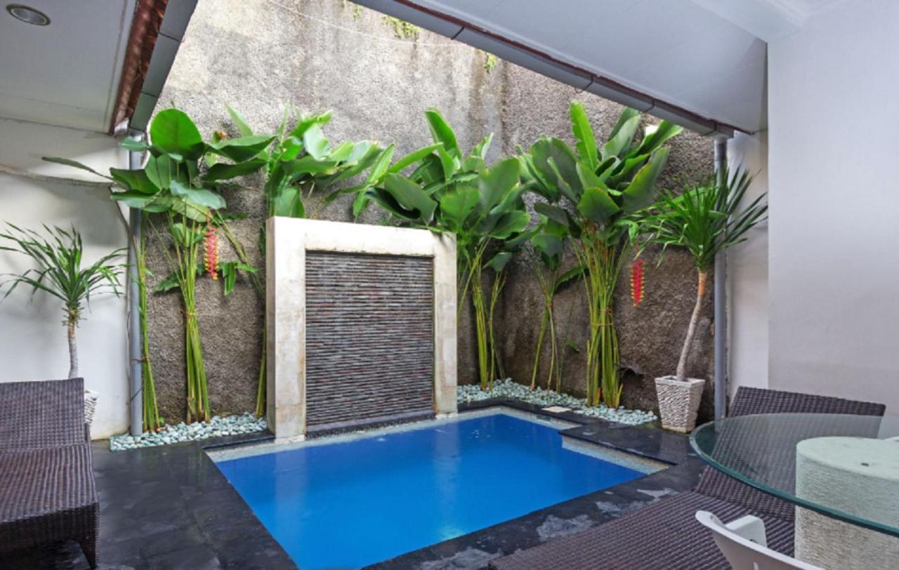 Kuta Holiday Villas Екстер'єр фото